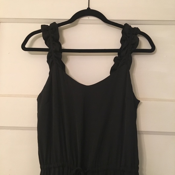Who What Wear | Black Ruffle Strap Tie Waist Dress - Picture 5 of 8